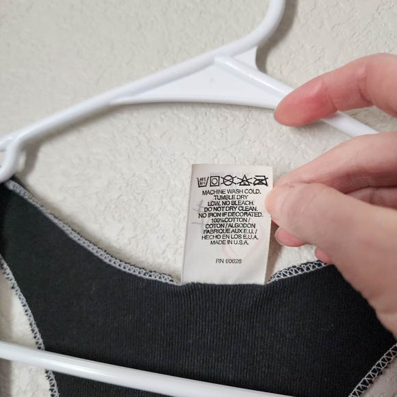 VINTAGE y2k baby tee crop tee tank top in black moto size L/XL - Picture 4 of 5